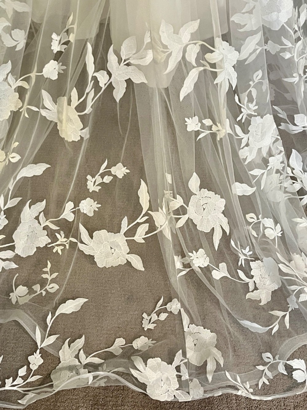 Maggie Sottero Natalie Wedding Dress -- NWT, Unaltered - Picture 6 of 12